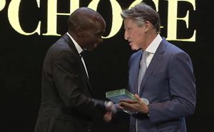 Кениец Кипчоге признан лучшим спортсменом года по версии IAAF