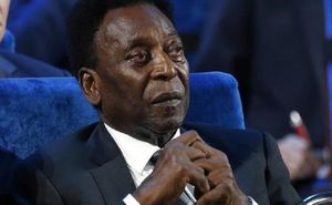 Pele a fost externat din spitalul din Sao Paulo