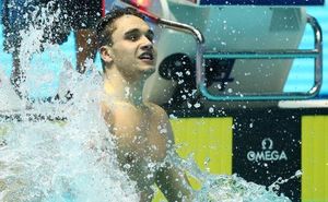 Milak a depăşit recordul mondial deţinut de Phelps la 200 m fluture