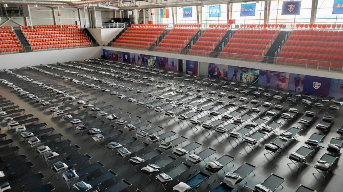 FMF cazează circa 500 de refugiați la Complexul Sportiv Futsal Arena