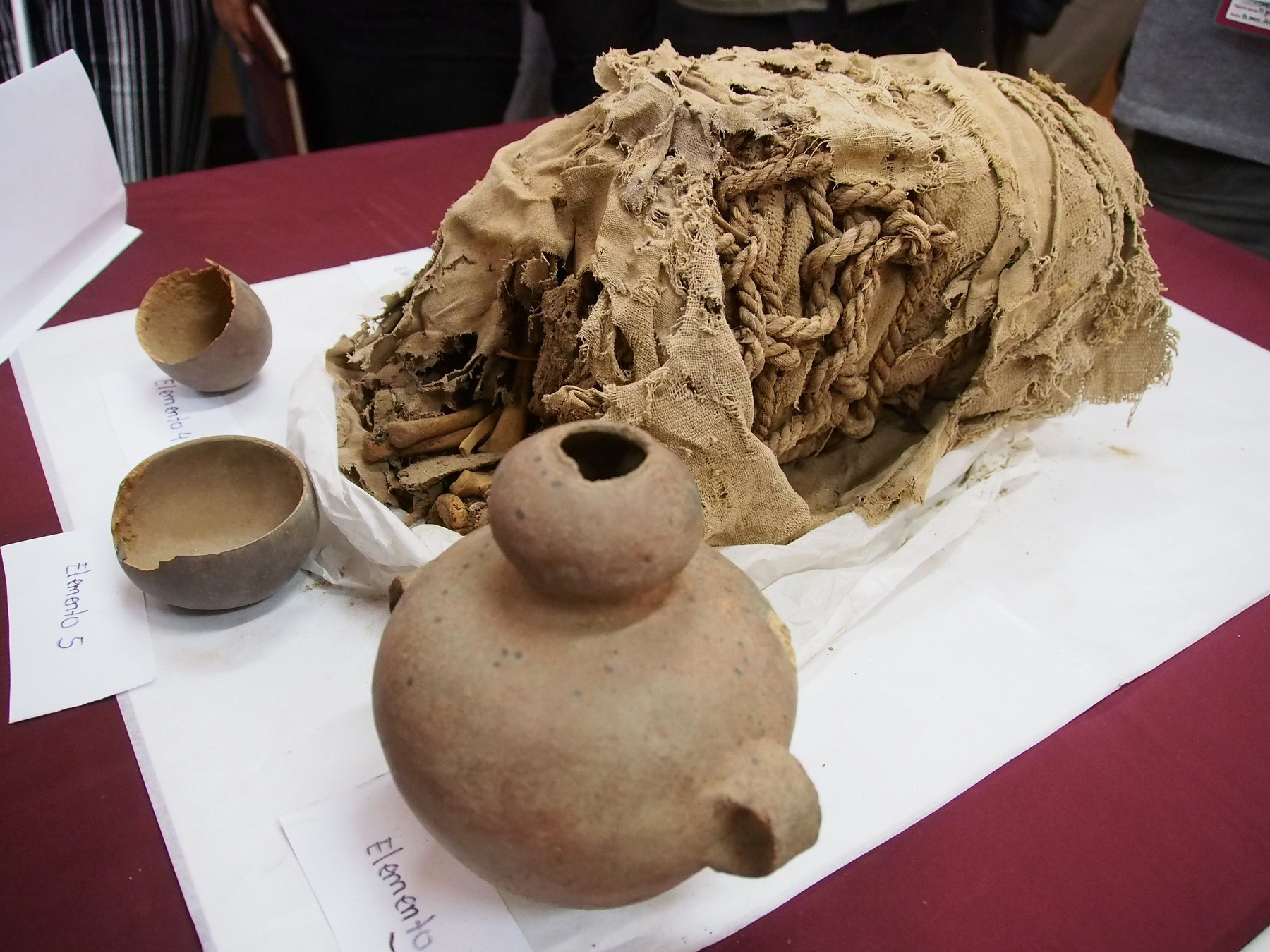 Peru: Rămășițele unor persoane sacrificate, descoperite de arheologi