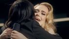 Adele a izbucnit în lacrimi pe scenă: Ce surpriză i s-a făcut