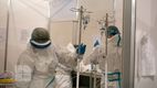 Imagini ca la război: Situaţie dezastruoasă la Centrul COVID-19 Moldexpo