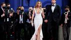 Jennifer Lopez şi Ben Affleck au atras toate privirile pe covorul roşu