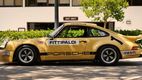 Un Porsche 911 care i-a aparținut lui Pablo Escobar este scos la vânzare