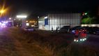 Un conducător de Mazda a făcut prăpăd pe teritoriul unui centru Volvo