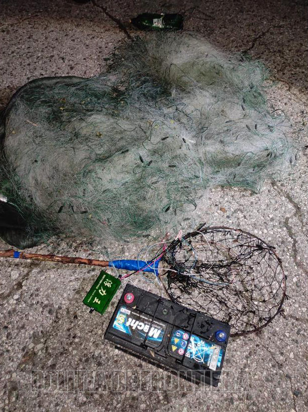 Patru pescari, prinși cu undițele în perioada de prohibiție