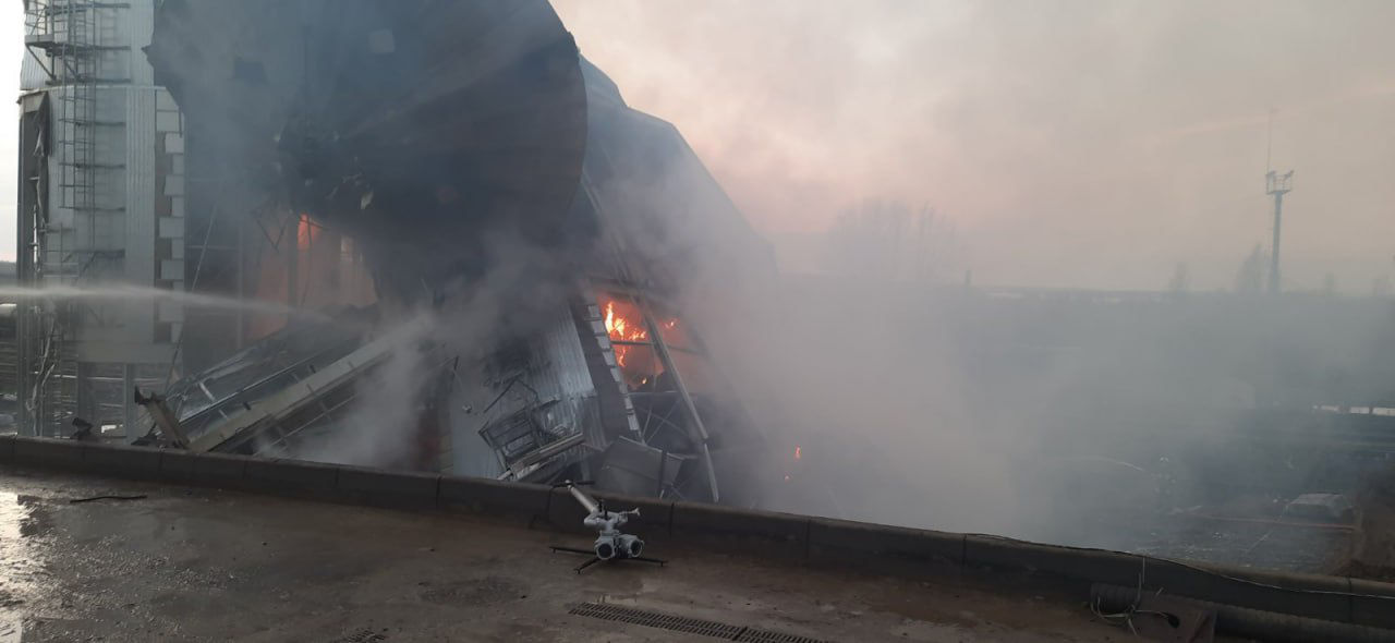 Apel sporit de intervenție: Incendiu pe teritoriul Portului Giurgiulești