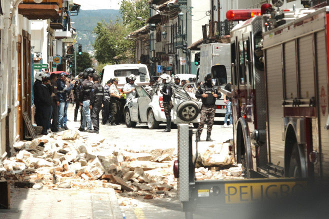 Cutremur în Ecuador: Cel puțin 16 oameni au murit iar 380 sunt răniți