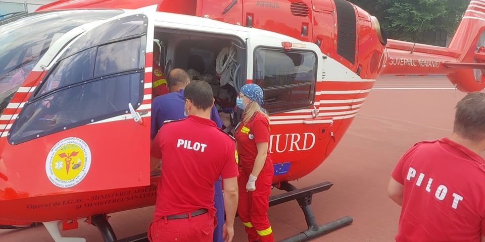 Un bărbat din Ocnița a fost adus la Chișinău cu un echipaj SMURD
