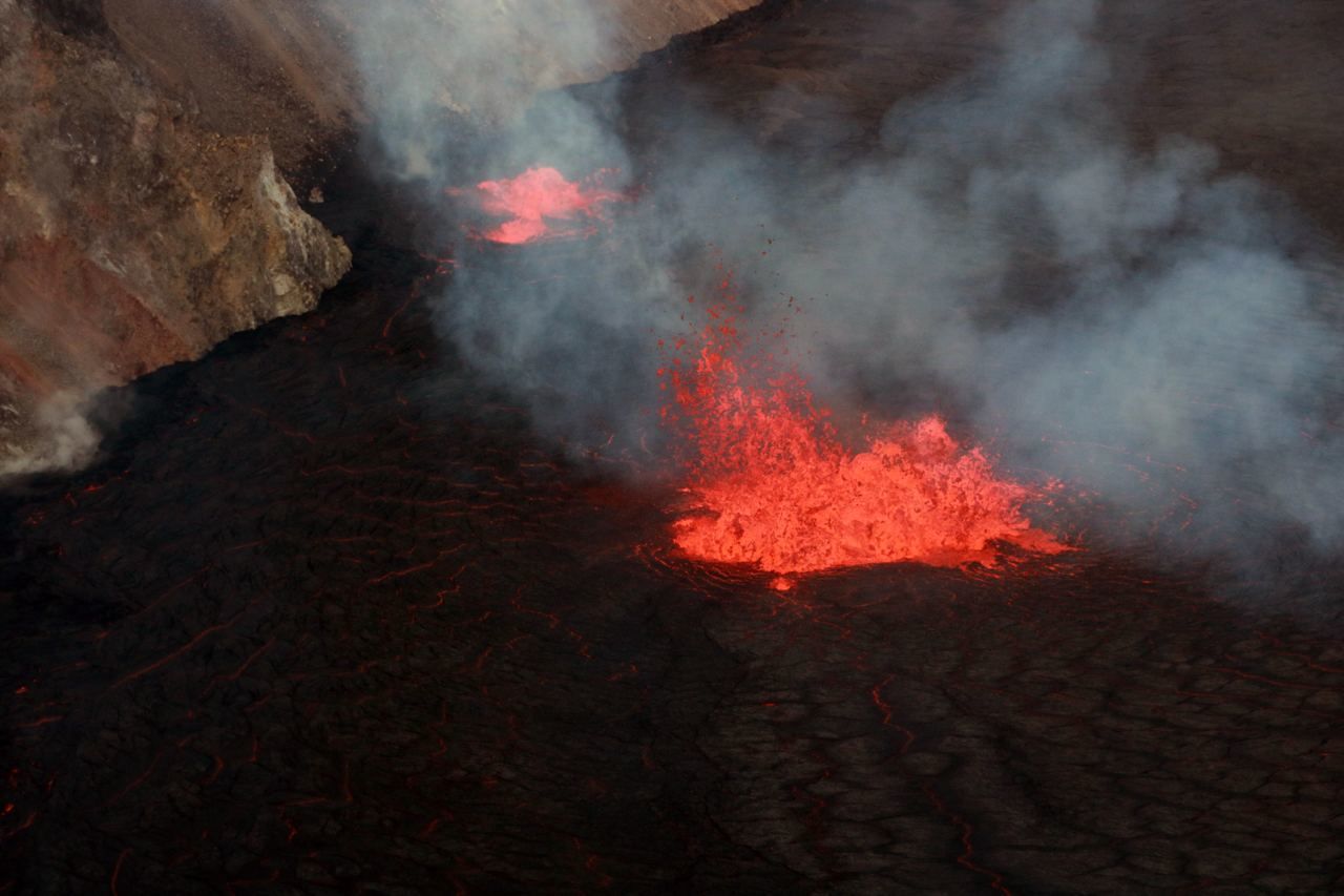 Hawaii: Unul dintre cei mai activi vulcani din lume este gata să erupă