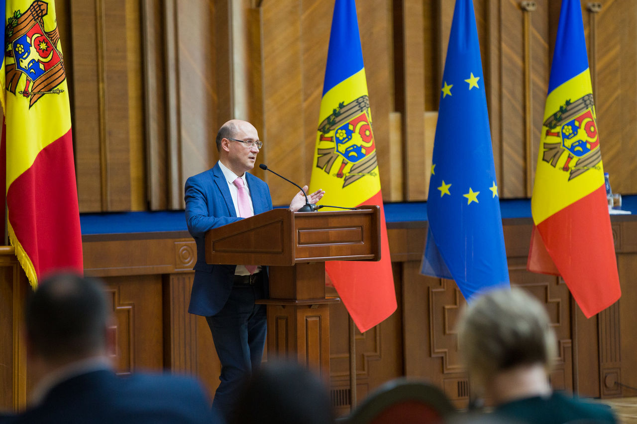 Noii angajați ai Cancelariei de Stat au depus jurământul de credință