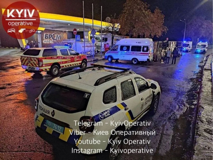 Autobuz cu moldoveni, răsturnat la Kiev: 20 de răniți. Primele imagini