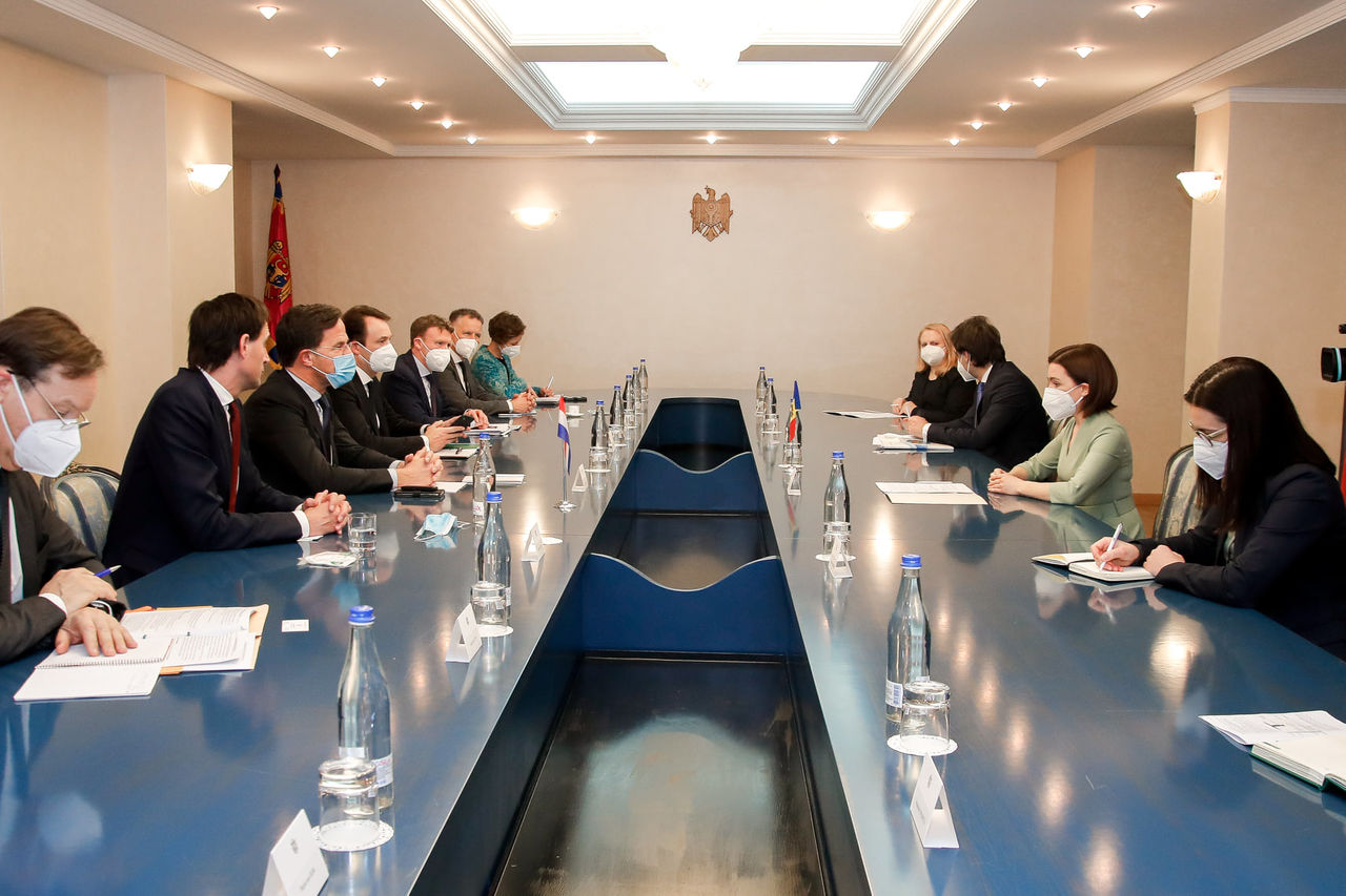 Maia Sandu: E pentru prima dată când un prim-ministru olandez vizitează Moldova