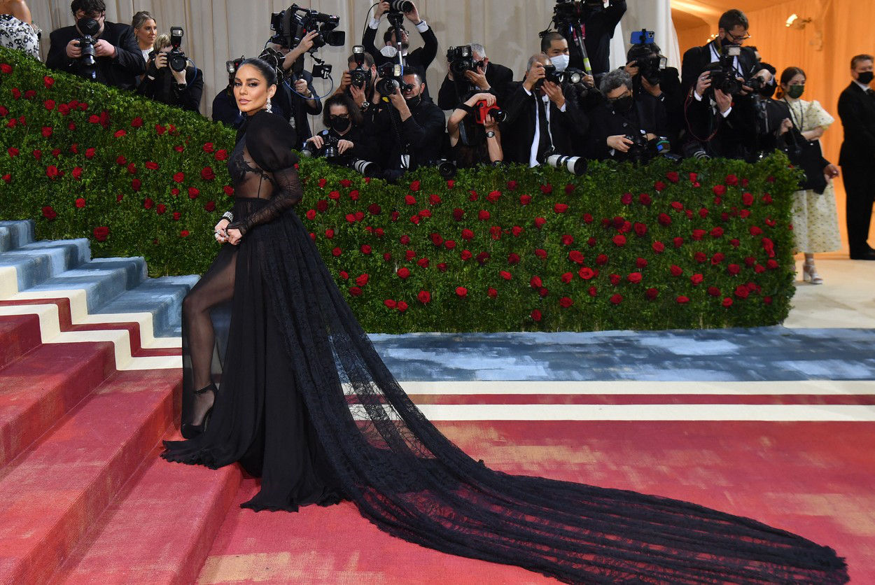 Met Gala 2022 Vanessa hudgens