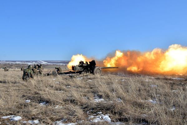 Militarii, în acțiune: Trageri de luptă la Centrul Brigăzii Moldova