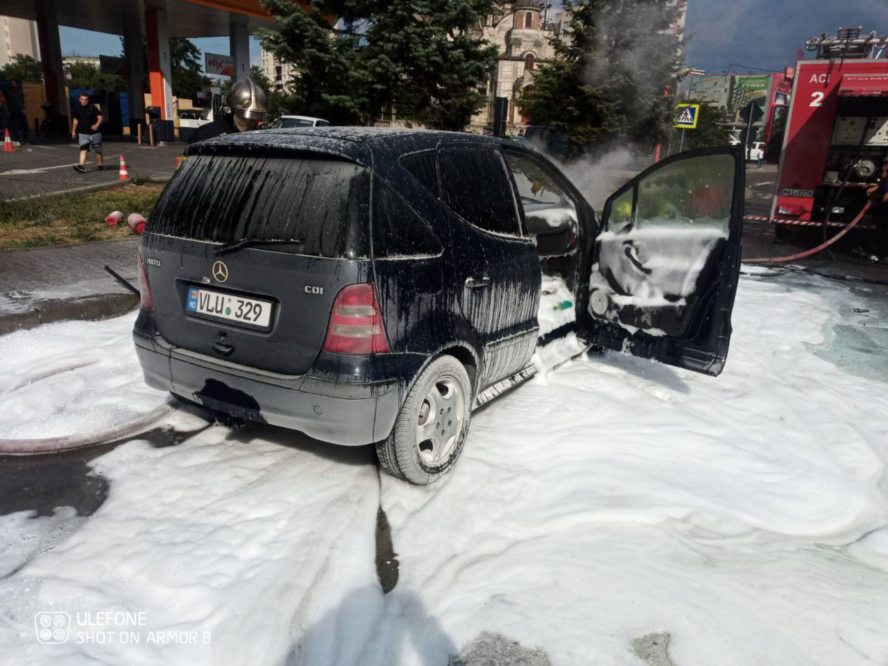 Detalii despre mașina filmată cum arde în sectorul Botanica al Capitalei