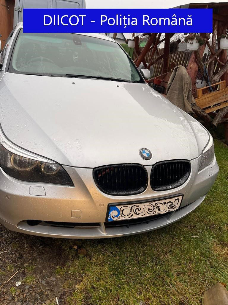 Traficanții din Moldova aveau mașini care își schimbau numărul din mers