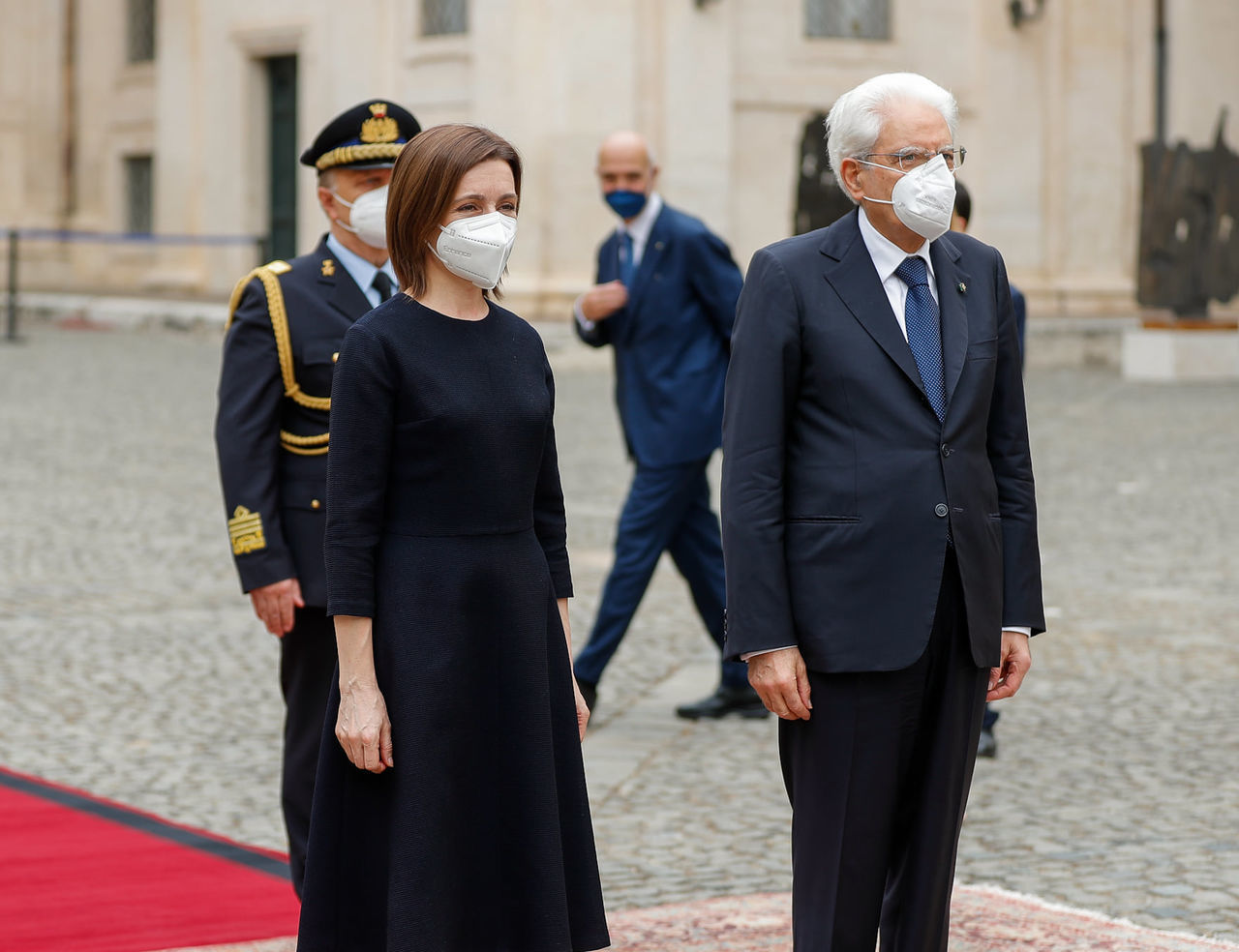 Primele imagini cu președinta Maia Sandu pe covorul roșu de la Roma