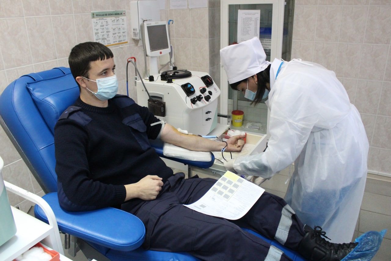 Peste 20 de salvatori au donat sânge pentru pacienții cu COVID din ATI