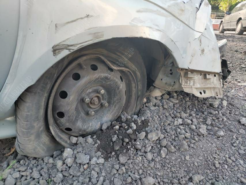 Câteva mașini au fost grav avariate la Râbnița. Primele imagini