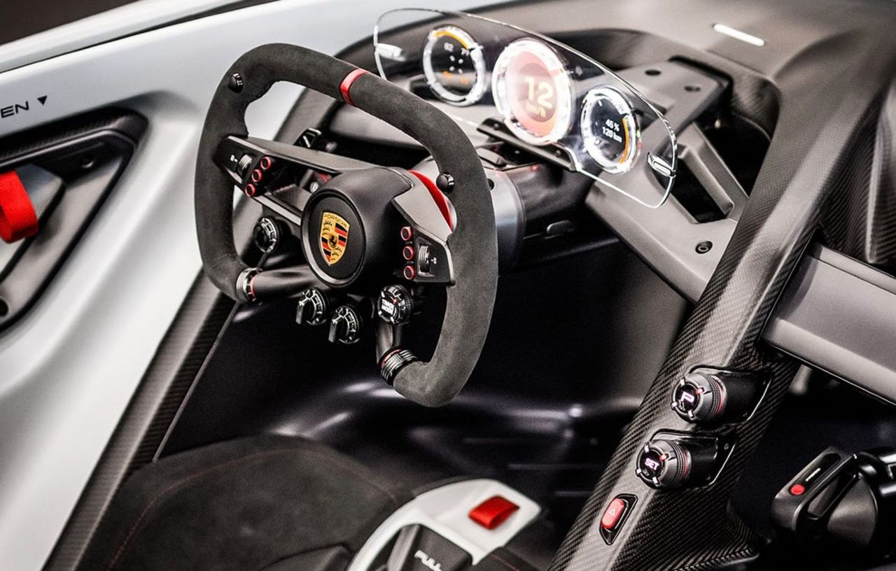 Porsche prezintă Vision GT, un concept creat pentru jocul Gran Turismo 7