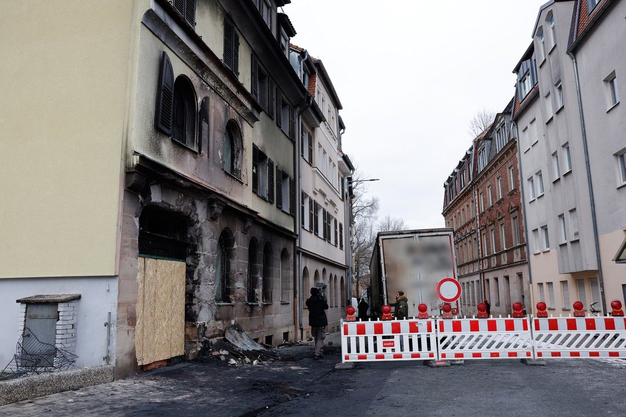 Germania: Un TIR condus de un șofer beat a spulberat 31 de mașini