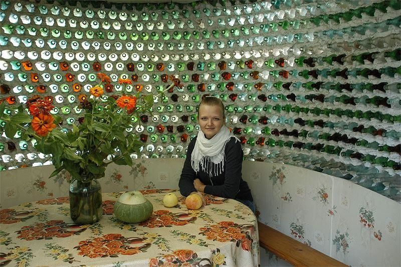 O casă din sticle, atracția unui oraș din Rusia: Ce o face specială