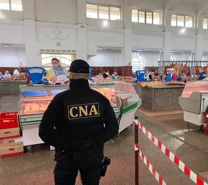 Mafia cărnii la Piața Centrală: Mită uriașă, 43 de dosare și 5 reținuți