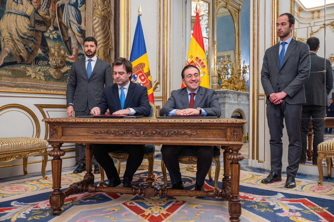 Popescu, la Madrid: Aderarea la UE, pe agenda discuțiilor cu ministrul de Externe