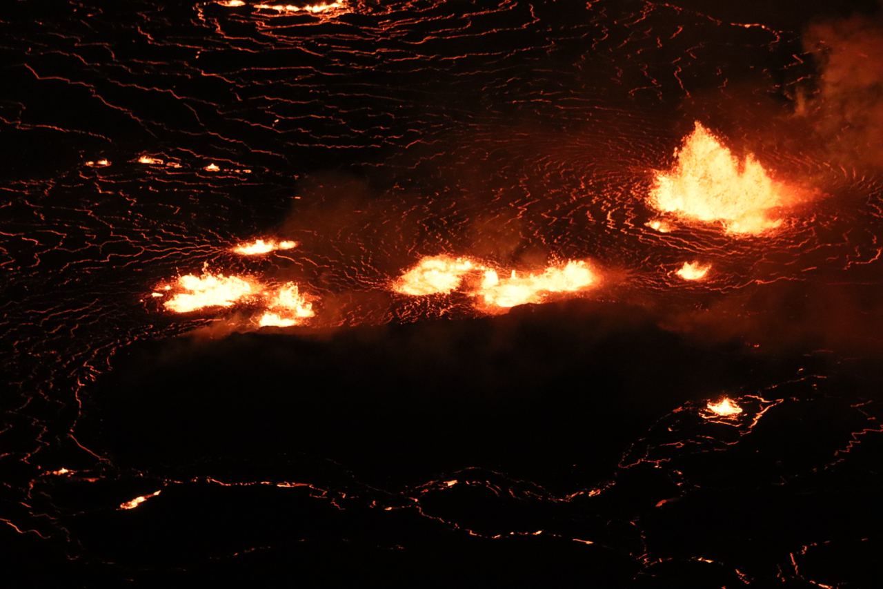 Hawaii: Unul dintre cei mai activi vulcani din lume este gata să erupă