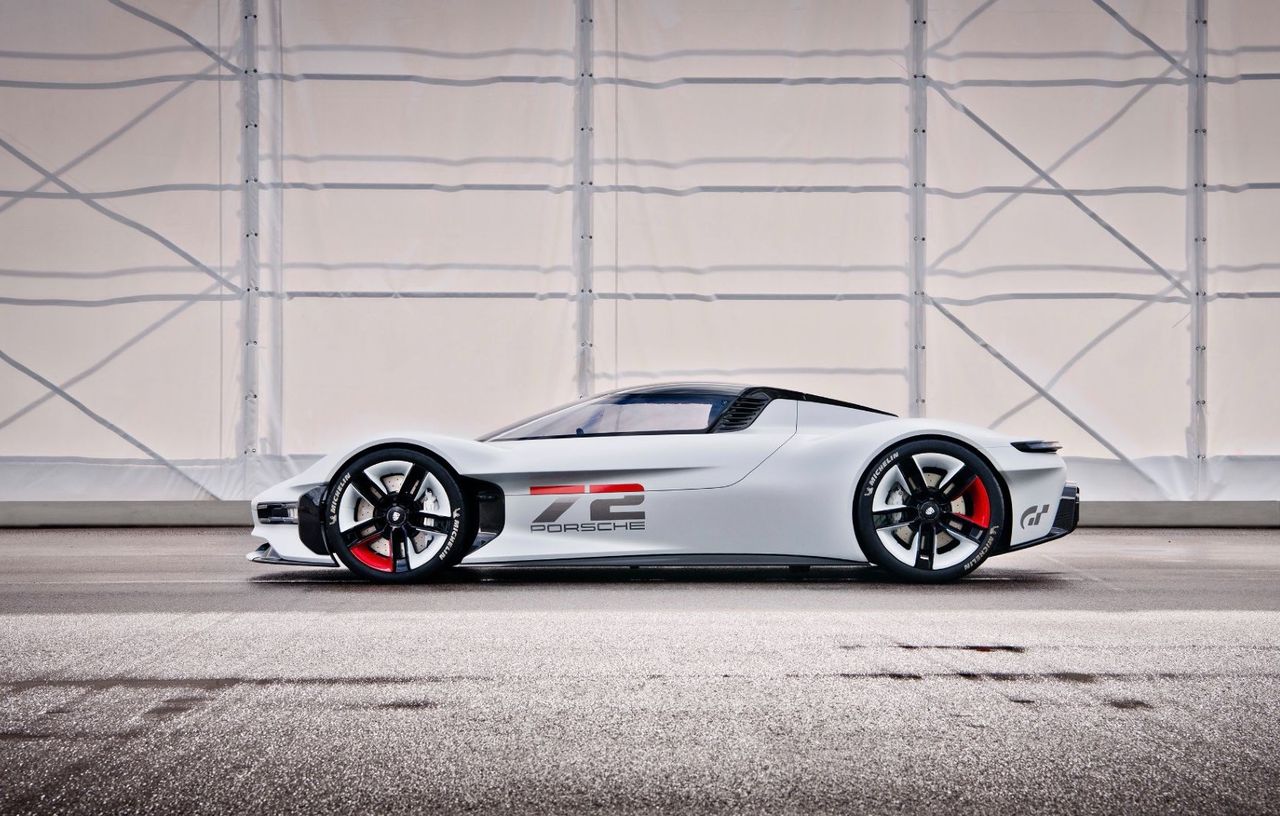 Porsche prezintă Vision GT, un concept creat pentru jocul Gran Turismo 7