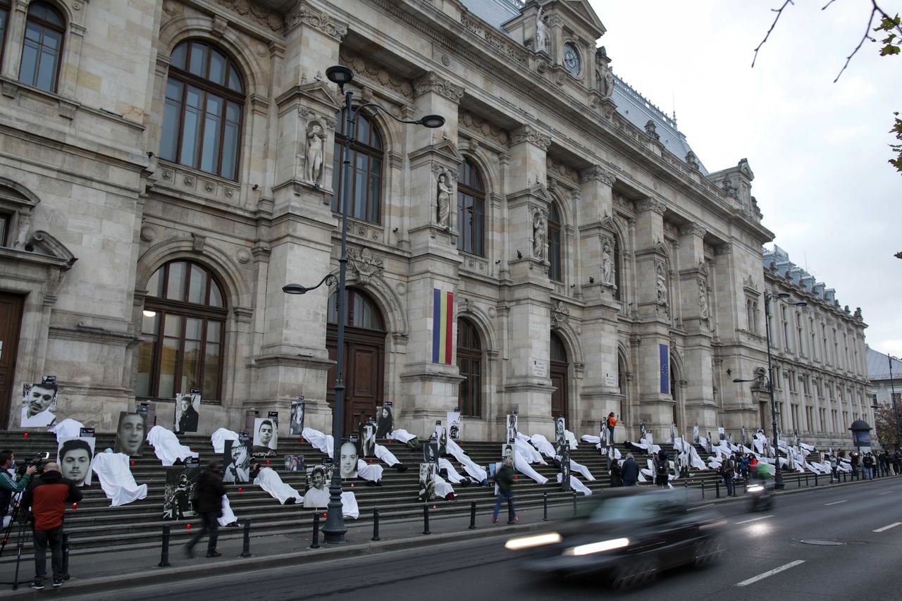 Șase ani de la tragedia Colectiv, marcați cu un protest la Curtea de Apel