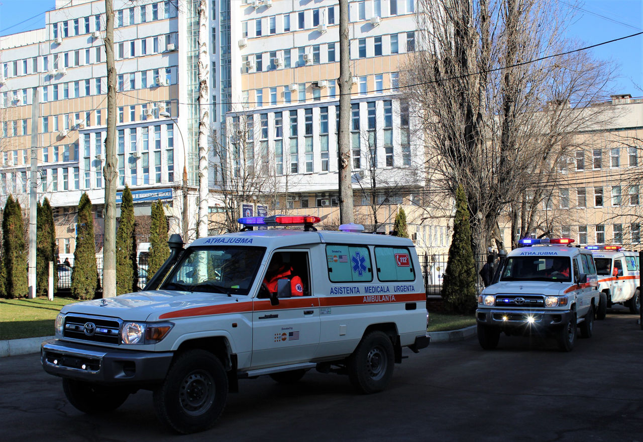 20 de ambulanțe noi, repartizate echipelor AMU din Republica Moldova