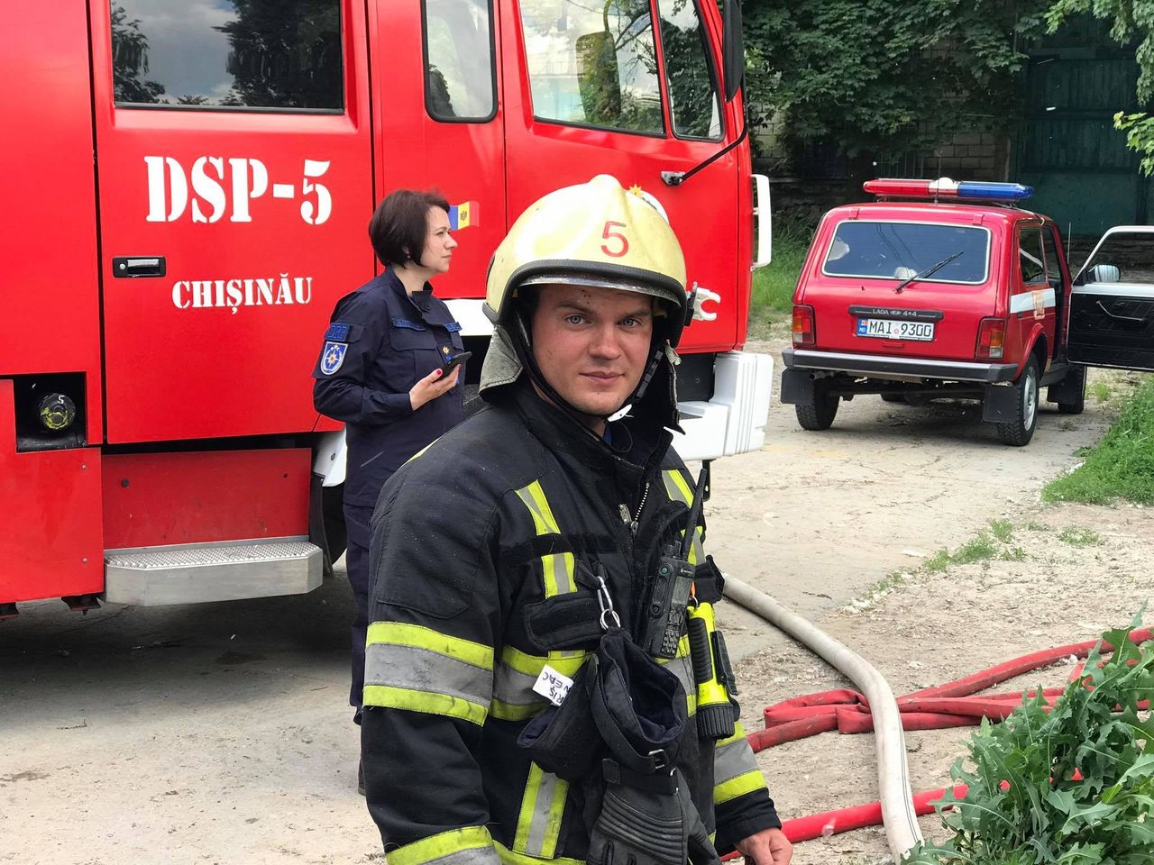 Un depozit din sectorul Ciocana, cuprins de flăcări: Primele imagini