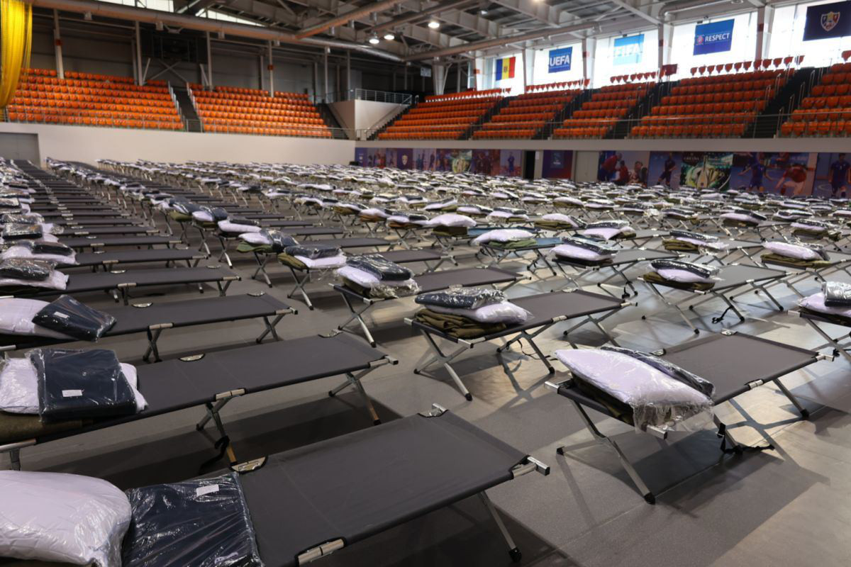 FMF cazează circa 500 de refugiați la Complexul Sportiv Futsal Arena