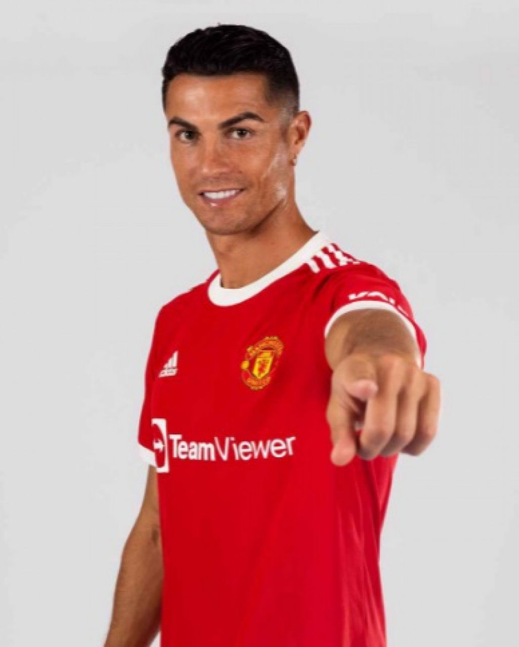 Cristiano Ronaldo a îmbrăcat tricoul lui Manchester United după 12 ani