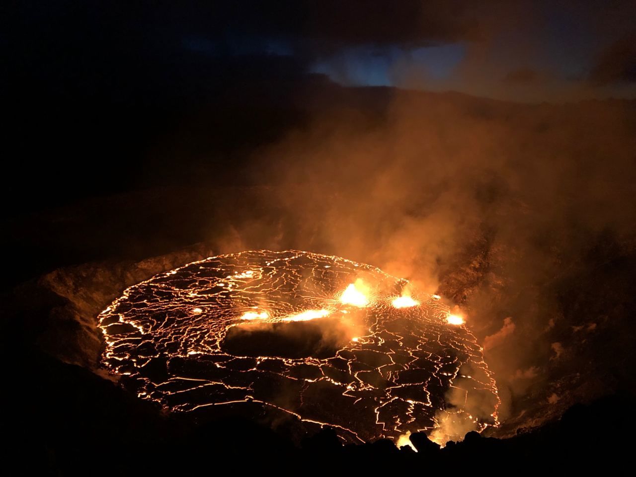 Hawaii: Unul dintre cei mai activi vulcani din lume este gata să erupă