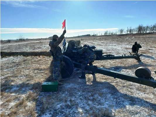 Militarii, în acțiune: Trageri de luptă la Centrul Brigăzii Moldova
