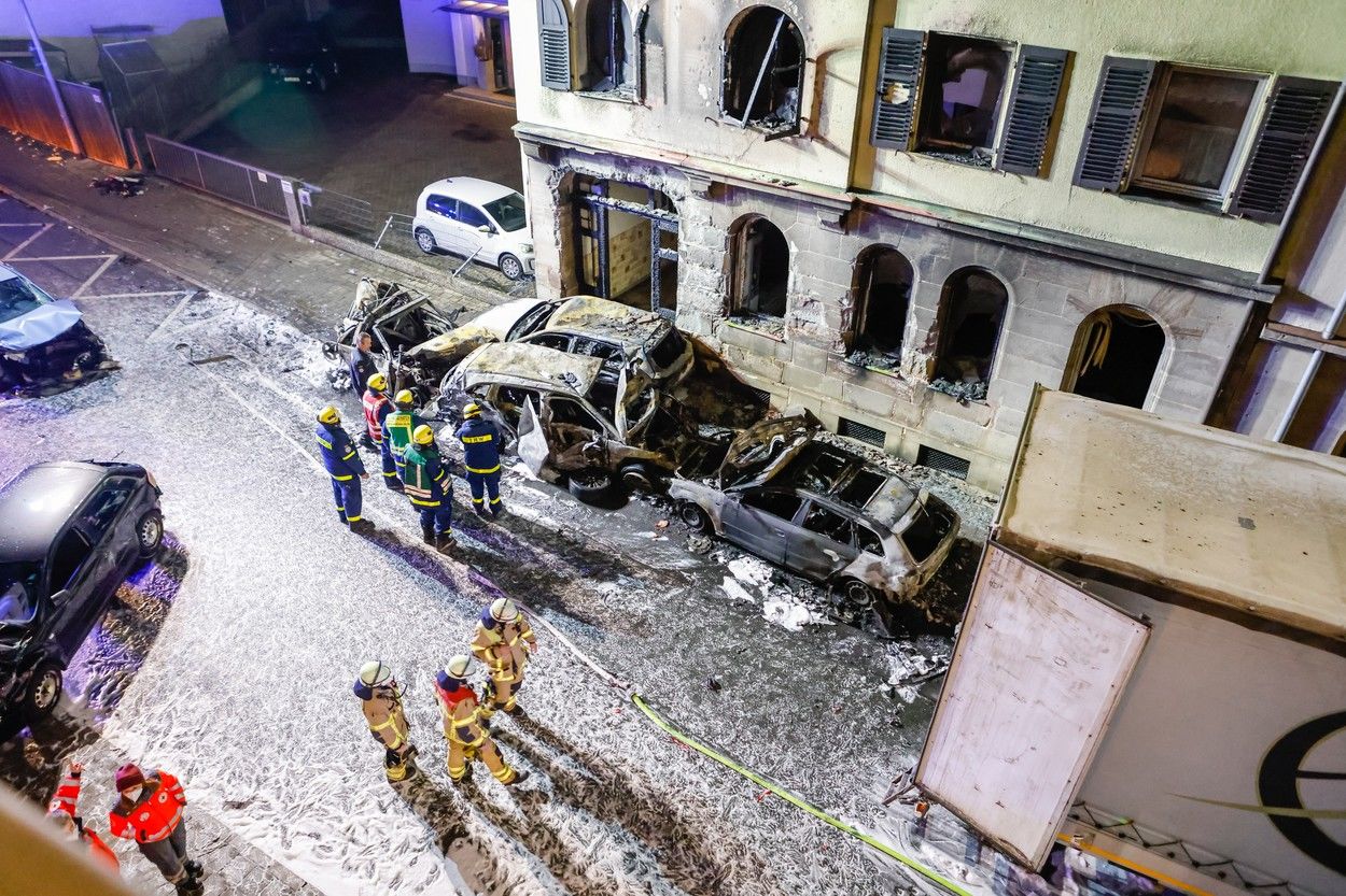 Germania: Un TIR condus de un șofer beat a spulberat 31 de mașini