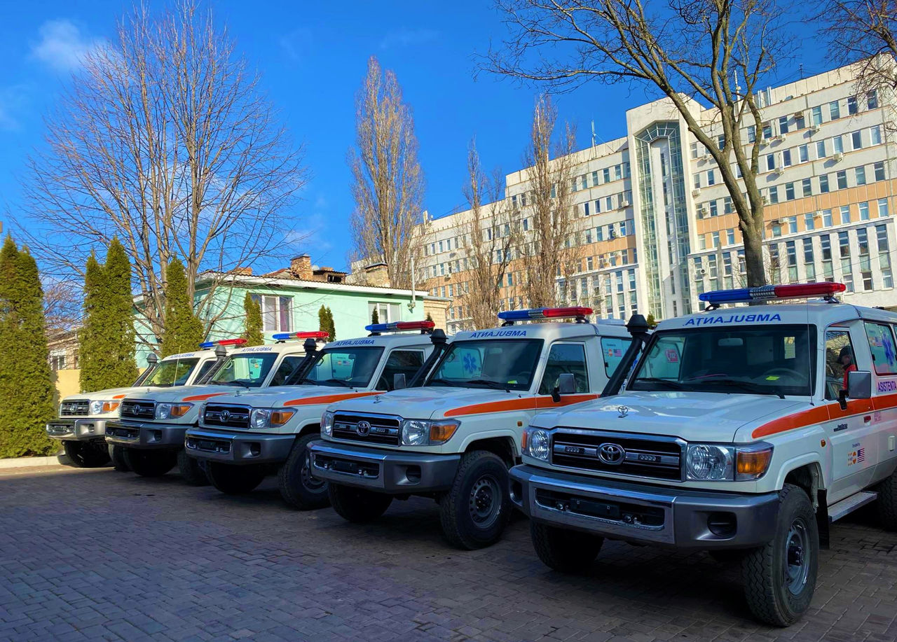 20 de ambulanțe noi, repartizate echipelor AMU din Republica Moldova