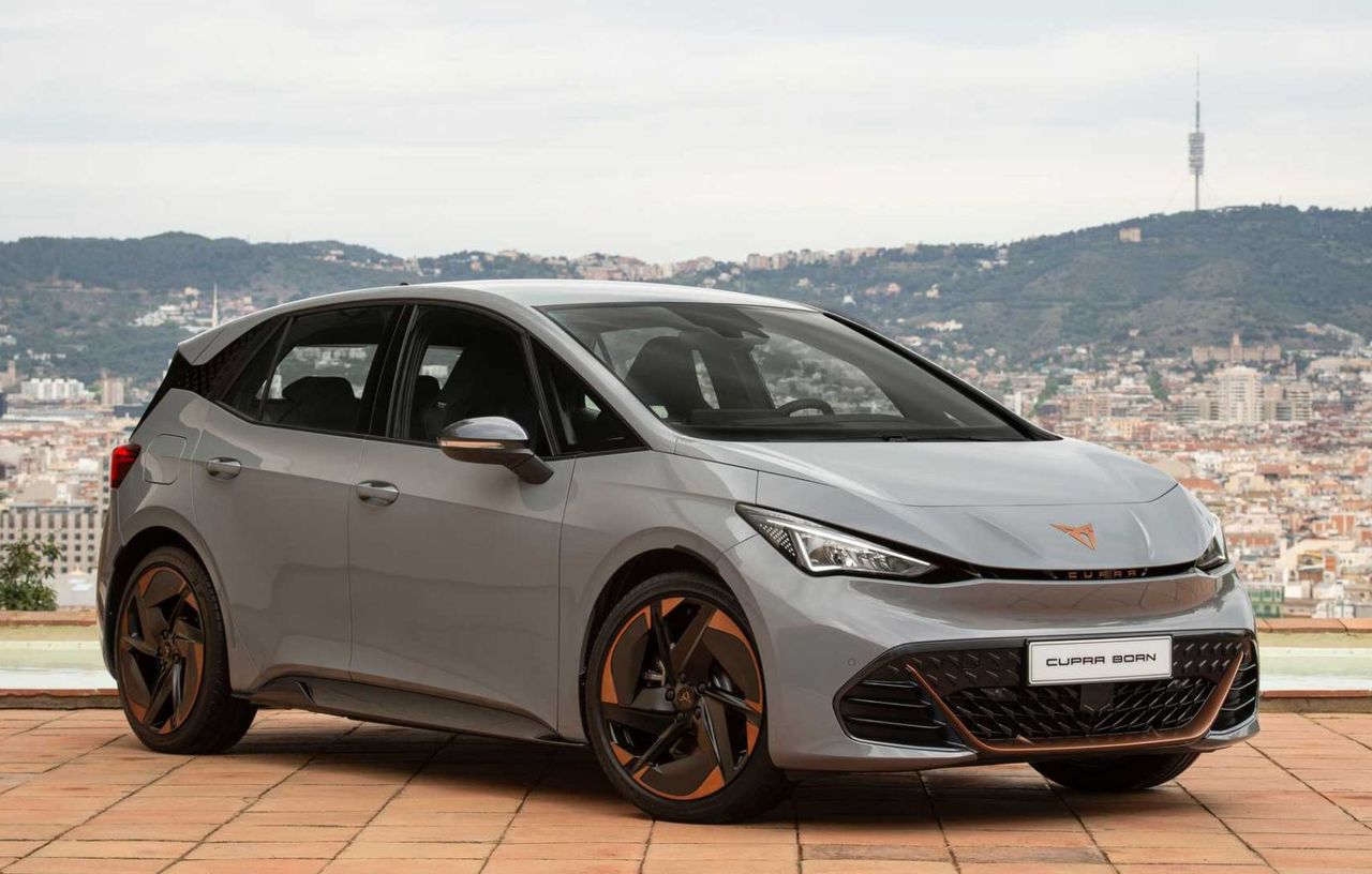 Primul model electric Cupra a debutat: Autonomie de până la 540 km