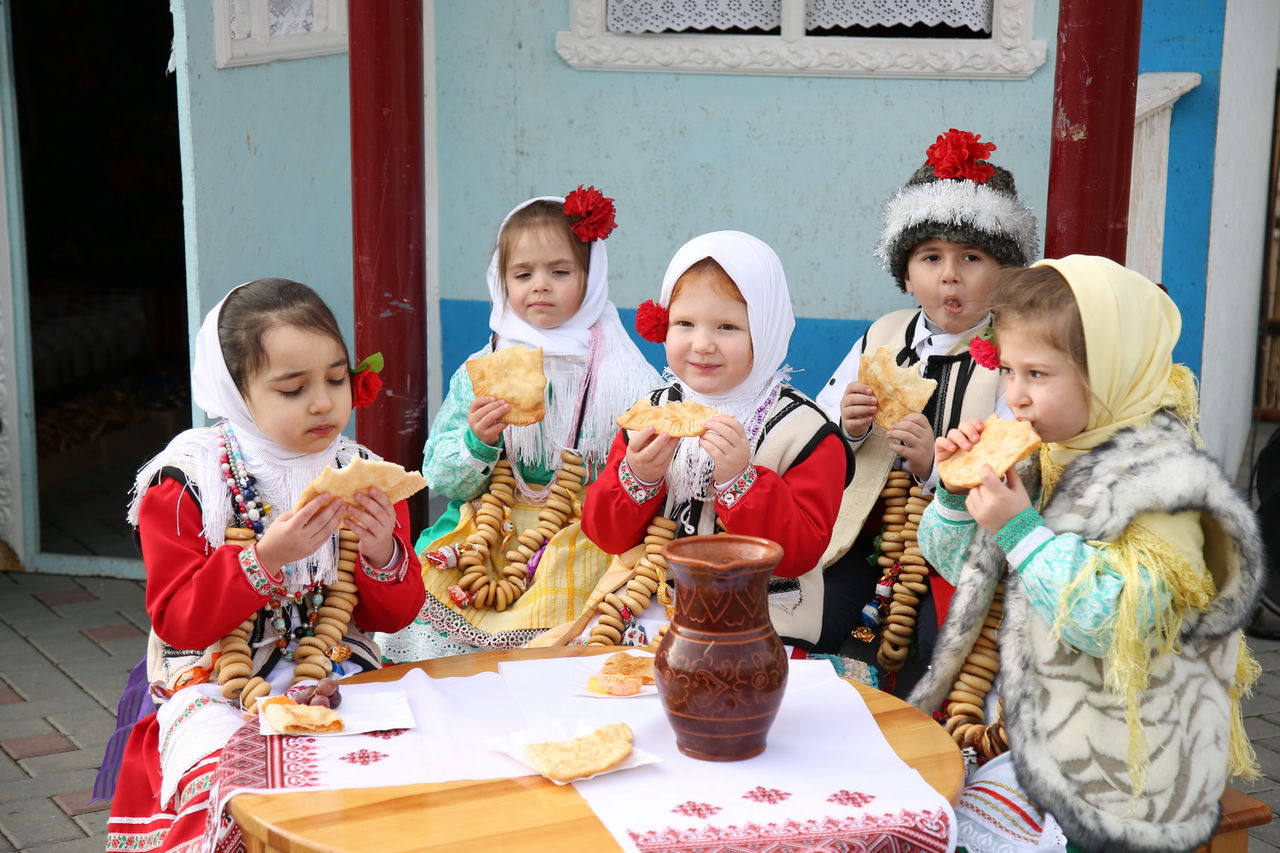Irina Vlah a primit grupuri de colindători cu ocazia Crăciunului