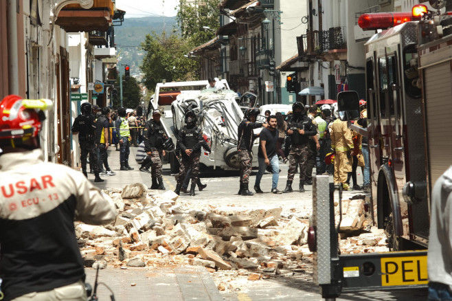 Cutremur în Ecuador: Cel puțin 16 oameni au murit iar 380 sunt răniți