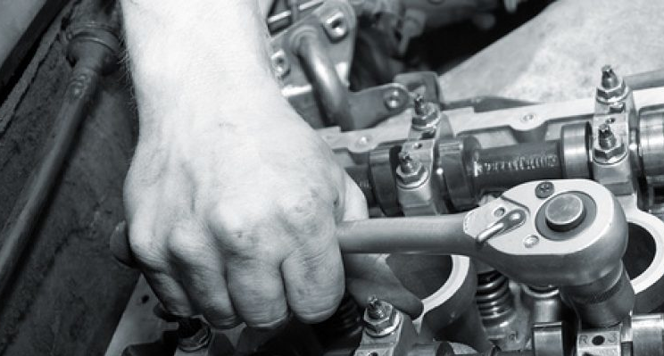 Требуется моторист (спец.техника)