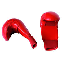 Одежда для спорта Arena 87071RS перчатки каратэ красные, размер S