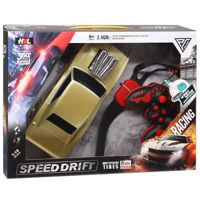 Радиоуправляемая игрушка New World 12065-1 Машина 1:18 с пультом управления, золотая, 880201