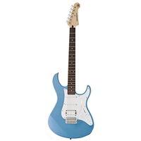 Chitară Yamaha Pacifica 112J Lake Placid Blue