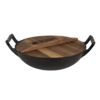 Казан Grill Master KZN-34CM WOK 6L din fonta, cu capac din lemn si fund plat