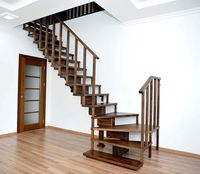Модульные деревянные лестницы(h-2,50м) 13 ступеней + перила с одной стороны